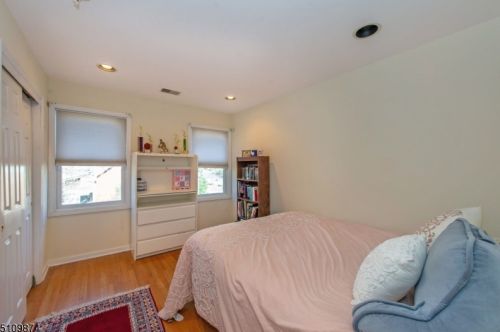 60 Woodland Rd, Dover NJ  07869-4136 exterior