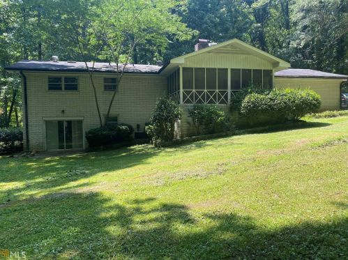 3935 Cliftondale Pl, Atlanta, GA 30349-1300