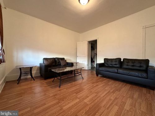 47 53rd St, Philadelphia, PA 19139-2636