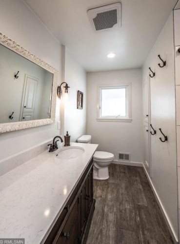 2437 Hillside Rd, Saint Paul MN  55110-5535 exterior