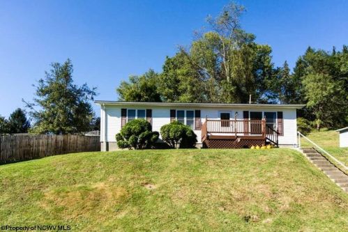 6 Bonasso Dr, White Hall, WV 26554-1726