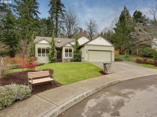 37659 Reich Ct, Sandy, OR 97055-6320