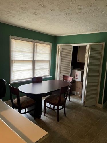 6507 Roberta St, Lithia Springs, GA 30122-1237