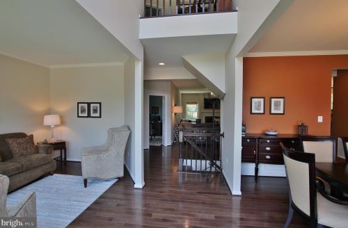 3208 Lost Pond Ct, Triangle, VA 22172-2093