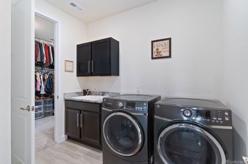 22489 Rockinghorse Pkwy, Aurora CO  80016 exterior