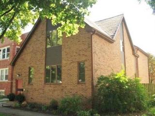 5113 Strong St, Chicago, IL 60630-2328