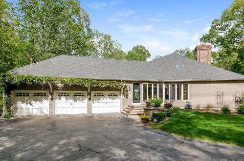 55 Fawn Run, Glastonbury, CT 06033-4168