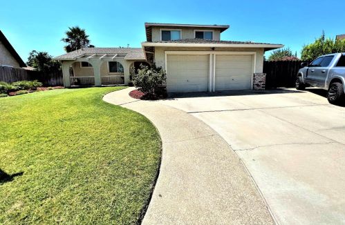 1117 Eagle Ln, Manteca, CA 95337-6811