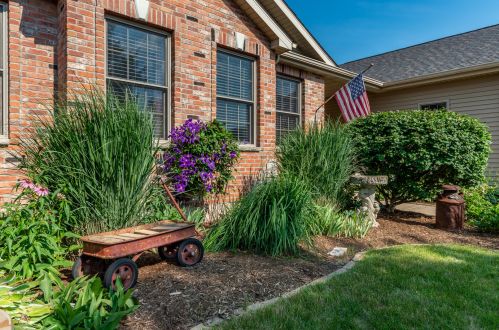 1154 Arneita St, Sycamore IL  60178-1125 exterior
