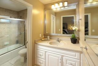 1770 Hillcrest Ave, Glendale CA  91202-1120 exterior