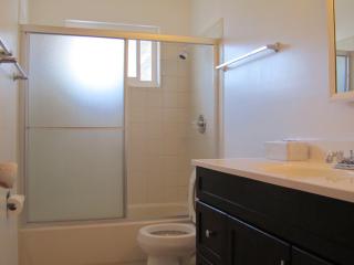 388 Tyrella Ave, Mountain View CA  94043-3813 exterior