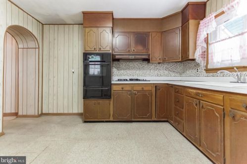 812 Front St, Philadelphia PA 19106-3019 exterior