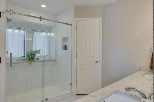 6824 Ridgetop Rd, Fort Worth TX  76182-3331 exterior