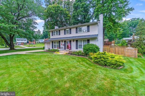 6726 Bellamy Ave, Springfield, VA 22152-3023