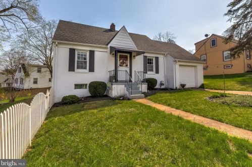 48 Ridgeway Dr, York, PA 17404-5140