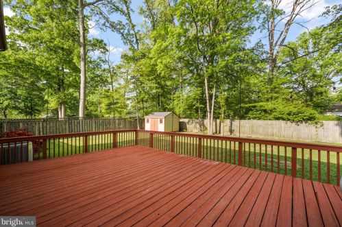 7114 Sterling Grove Dr, Springfield VA  22150-4430 exterior