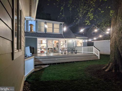 2233 Luzerne Ave, Silver Spring MD 20910-2135 exterior