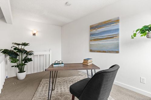 912 Dearborn Way, Aurora CO 80012-3887 exterior