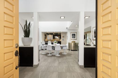 225 La Verne Way, Palm Springs, CA 92264-9014