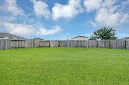 6922 Rambling Brook Ln, Richmond, TX 77469-4468