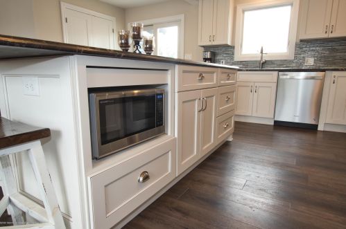 126 Virginia Ave, Lavallette NJ 08735-2439 exterior