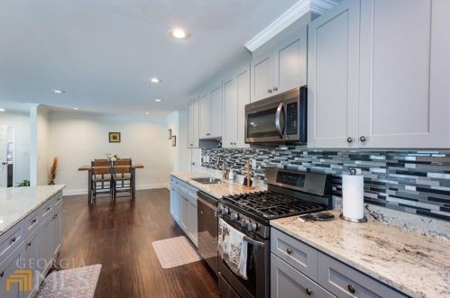 1723 Hardin Ave, Atlanta GA  30337-2059 exterior