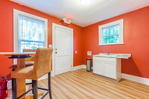 3238 Dogwood Dr, Atlanta GA  30354-1191 exterior