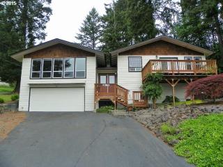 4360 Poplar Way, Longview, WA 98632-9526