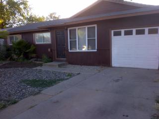 3119 Begonia St, Anderson, CA 96007-3709