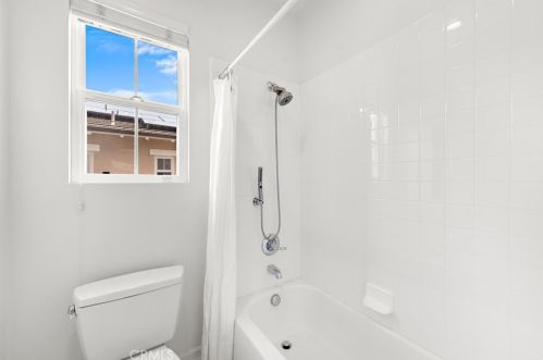15 Calle Saltamontes, San Clemente CA  92673-7004 exterior