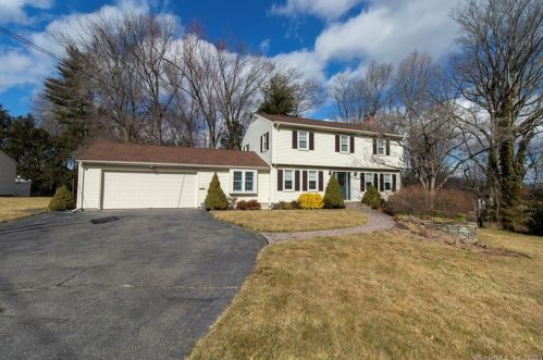 115 Hickory Hill Rd, Kensington, CT 06037-1265