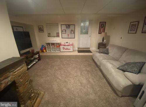 2817 13 St, Philadelphia PA  19133-1208 exterior