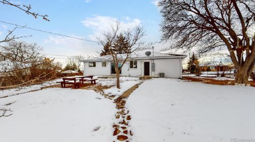 1201 Essex Dr, Denver CO  80229-5428 exterior