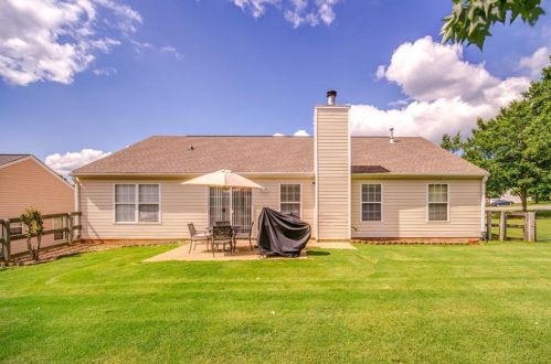 1015 River Plantation Dr, Holly Springs GA  30188-2388 exterior