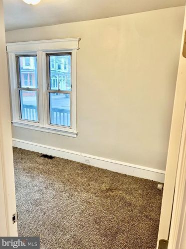 401 Middlesex St, Gloucester NJ  08030-1442 exterior