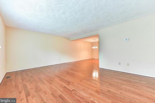 7309 Sterling Grove Dr, Springfield VA  22150-4437 exterior
