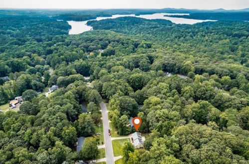 116 Black Oak Trl, Holly Springs, GA 30189-5113