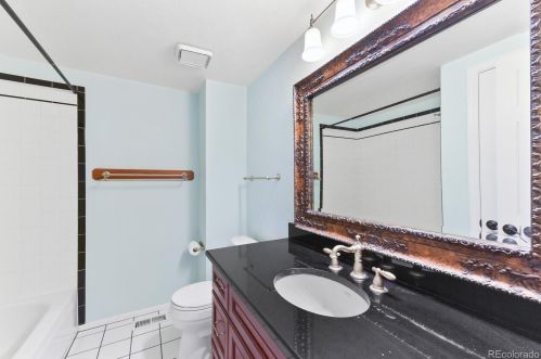 7510 Monaco Way, Englewood CO  80112-2550 exterior