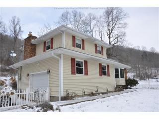 116 Courtney Dr, Ashford, WV 25009-9549