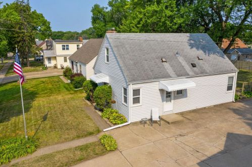 249 Arion St, Saint Paul MN  55118-1549 exterior