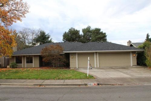 432 Greenbrae Dr, Medford, OR 97504-8173