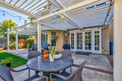 2128 Sunrise Cir, Upland CA 91784-7334 exterior