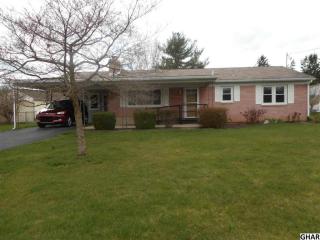 4 Annendale Dr, Carlisle, PA 17015-9180