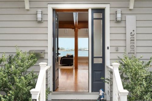13 Seabreeze Pl, Norwalk CT  06854-4711 exterior
