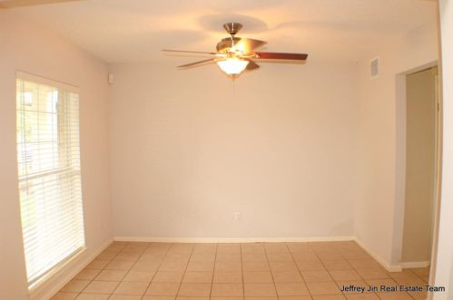 4905 Columbary Dr, Richmond TX  77471-6122 exterior