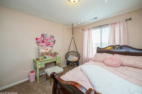 7617 4770, Taylorsville UT 84084-5508 exterior