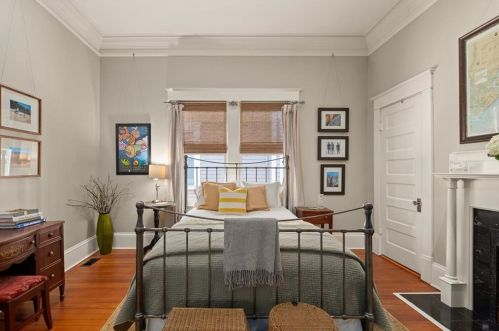 1093 Colquitt Ave, Atlanta GA  30307-1921 exterior