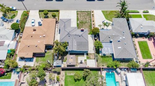 2863 Bridgeport Ave, Anaheim CA  92804-2047 exterior