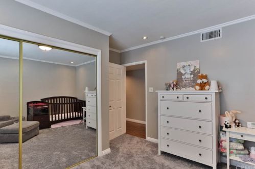 2019 Chilton Dr, Glendale CA  91201-1169 exterior