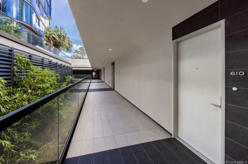 1108 Auahi St, Honolulu HI  96814-4917 exterior